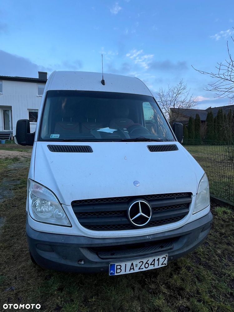 Mercedes-Benz Sprinter - 1