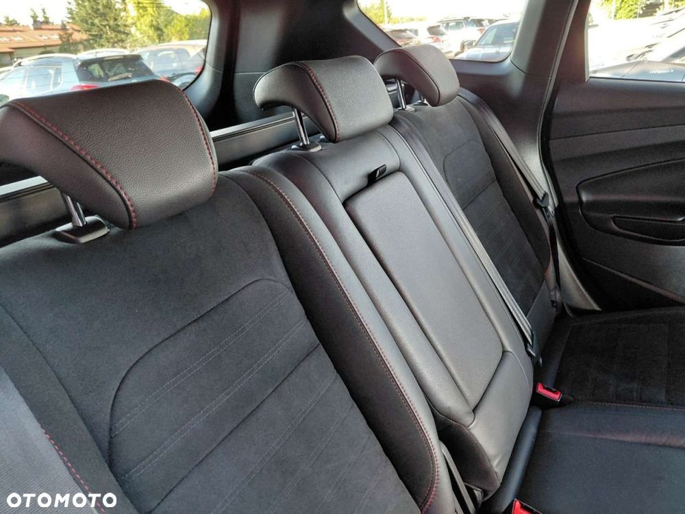 Ford Kuga - 20