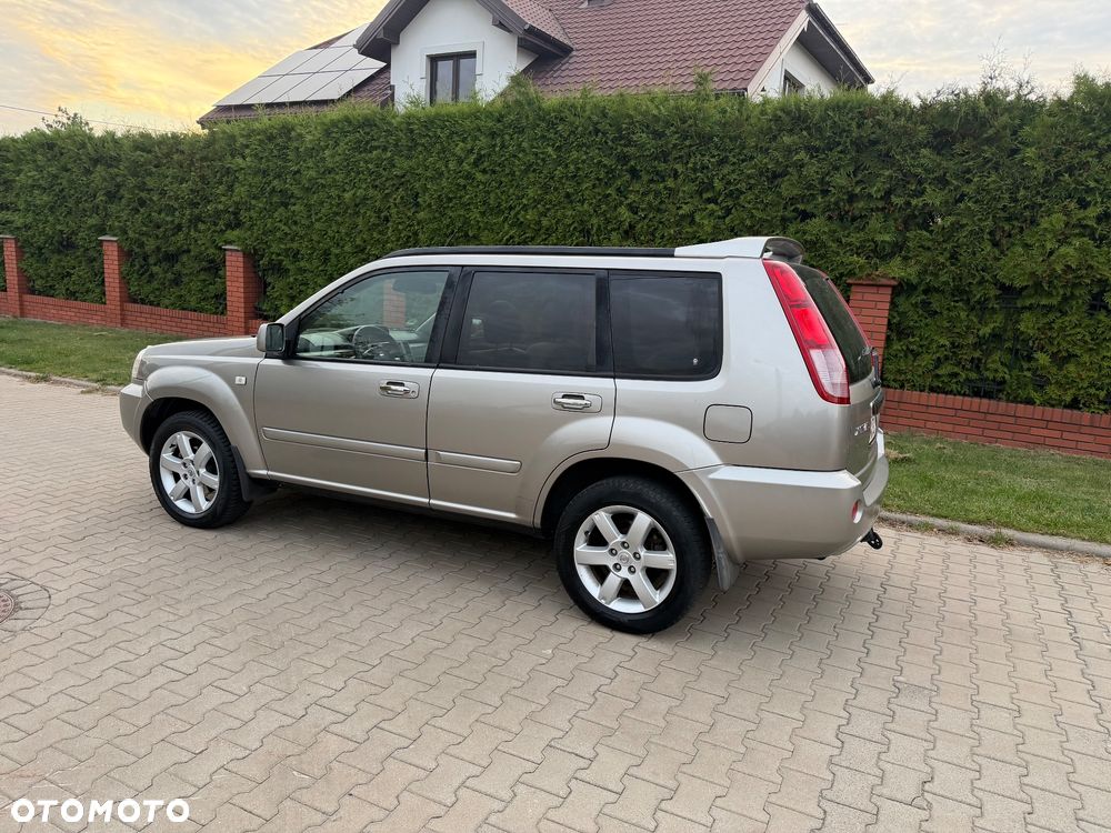 Nissan X-Trail 2.2 dCi 4x4 Columbia - 18
