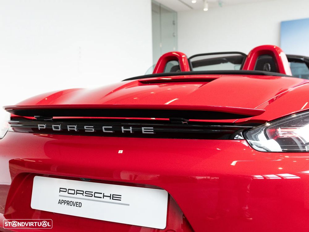 Porsche 718 Boxster 2.0 PDK - 11