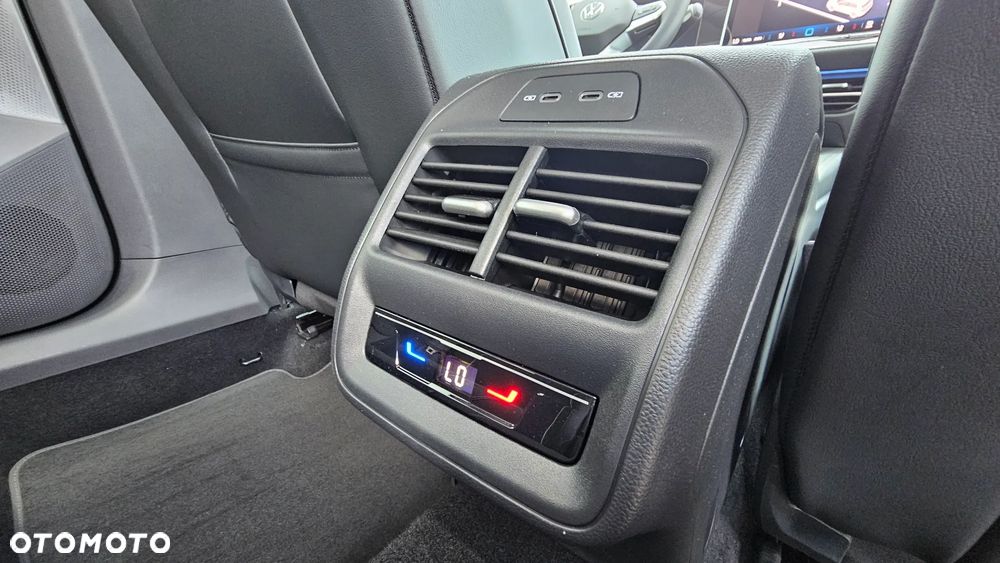 Volkswagen Passat - 34