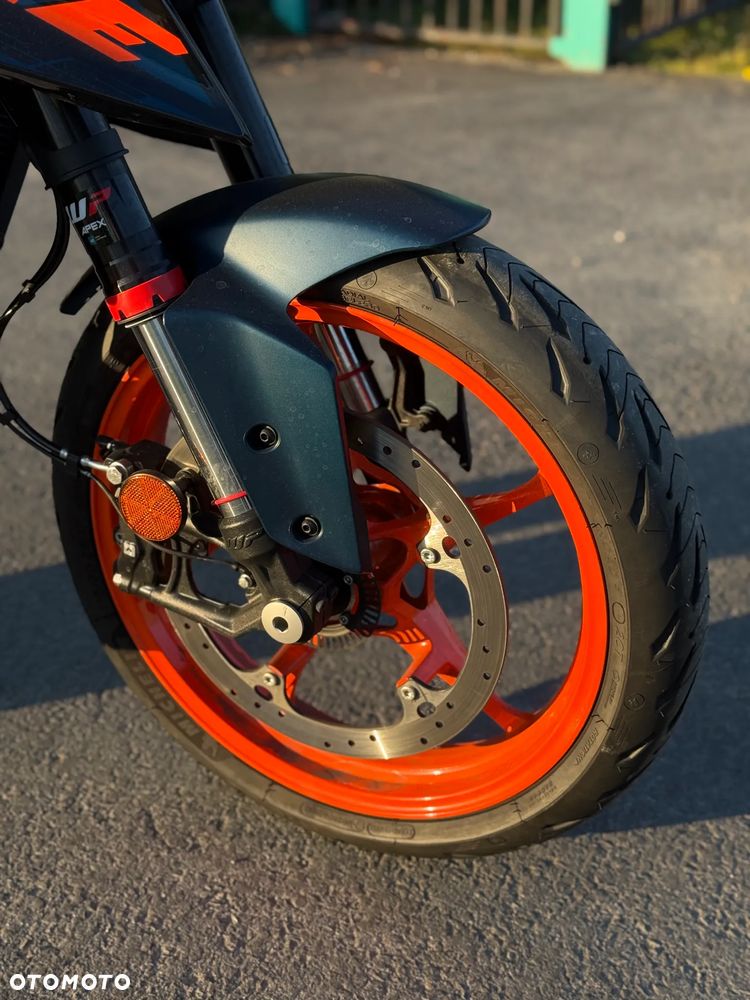 KTM Duke - 12