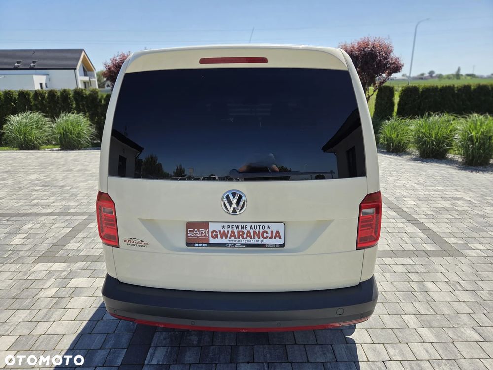 Volkswagen Caddy Maxi 2.0 TDI Trendline DSG - 6
