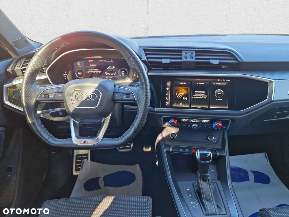 Audi Q3 - 22