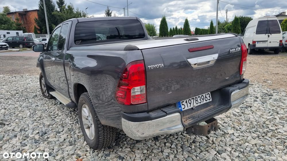 Toyota Hilux 4x4 Double Cab Executive - 15