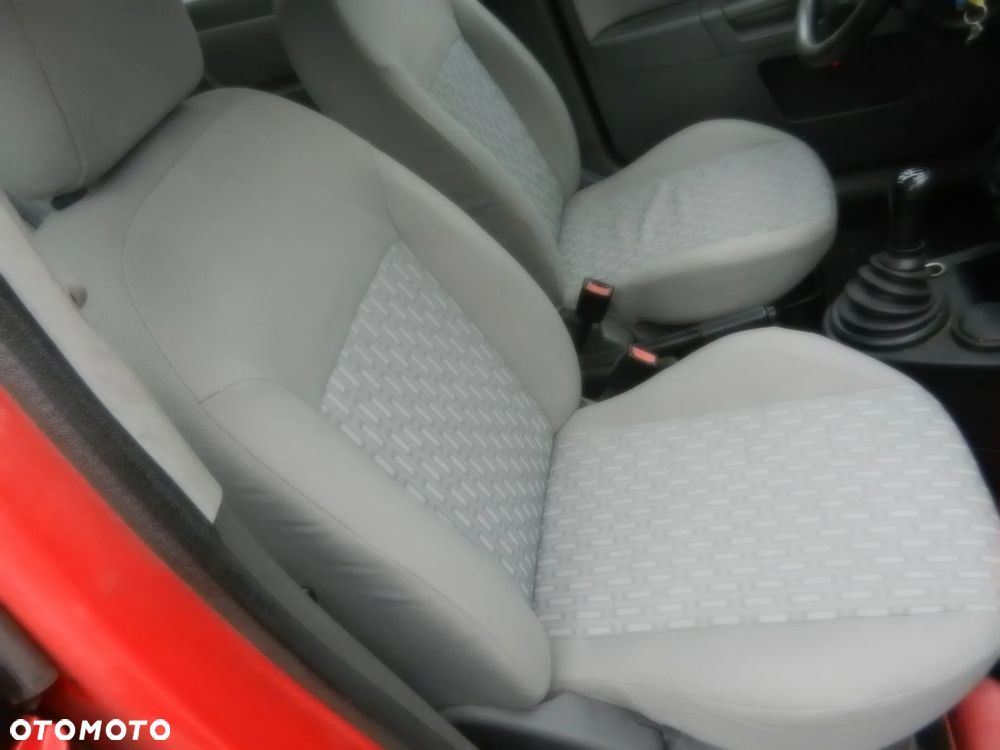 Ford Fusion 1.4 Ambiente - 4