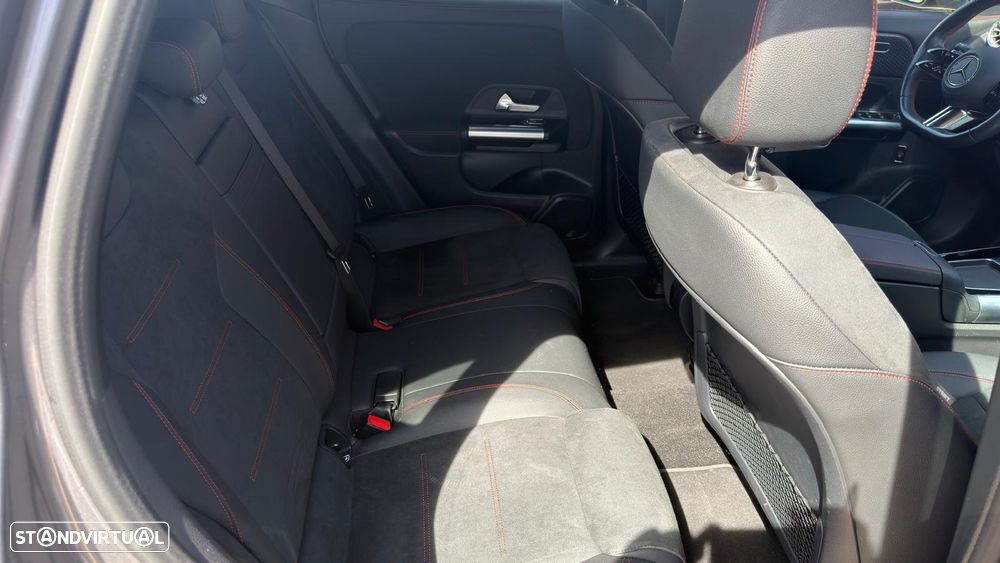 Mercedes-Benz EQA 250+ AMG Line - 43