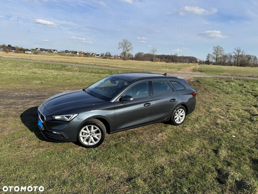 Seat Leon 1.5 eTSI Style DSG - 4