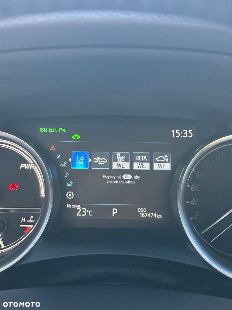 Toyota Camry 2.5 Hybrid Executive CVT - 14