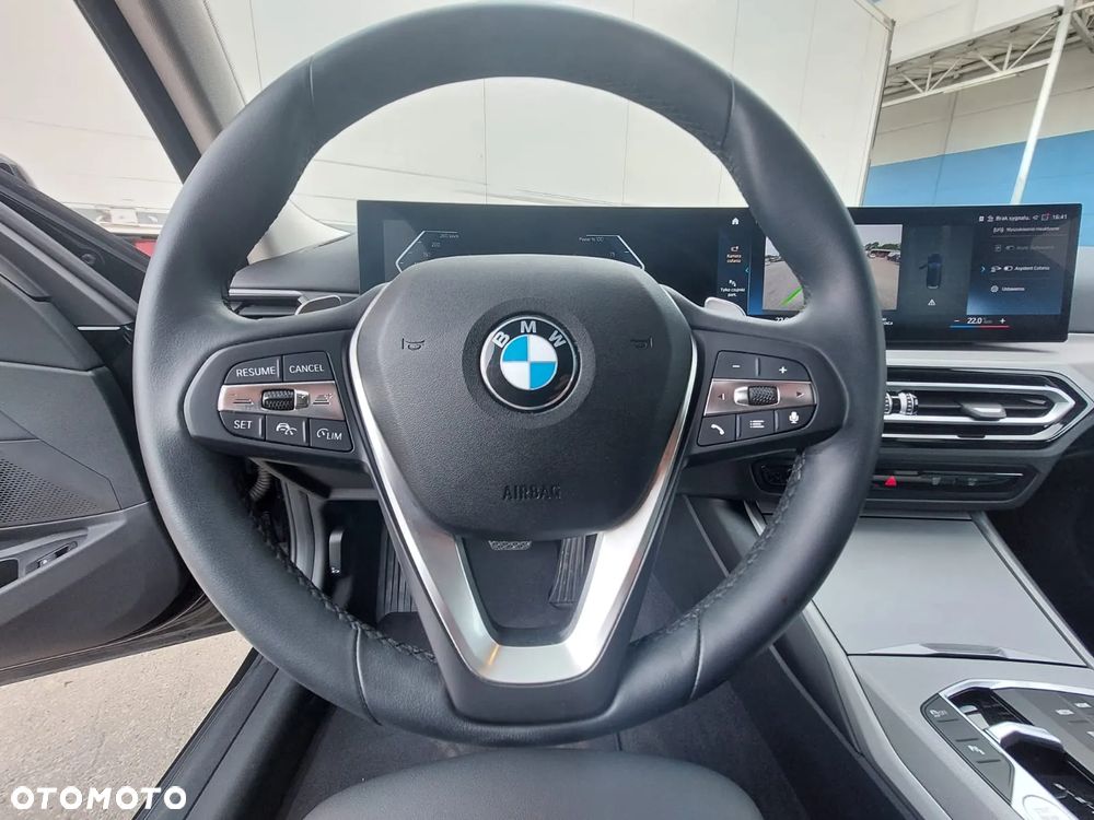 BMW Seria 3 318d Touring Sport Line - 18