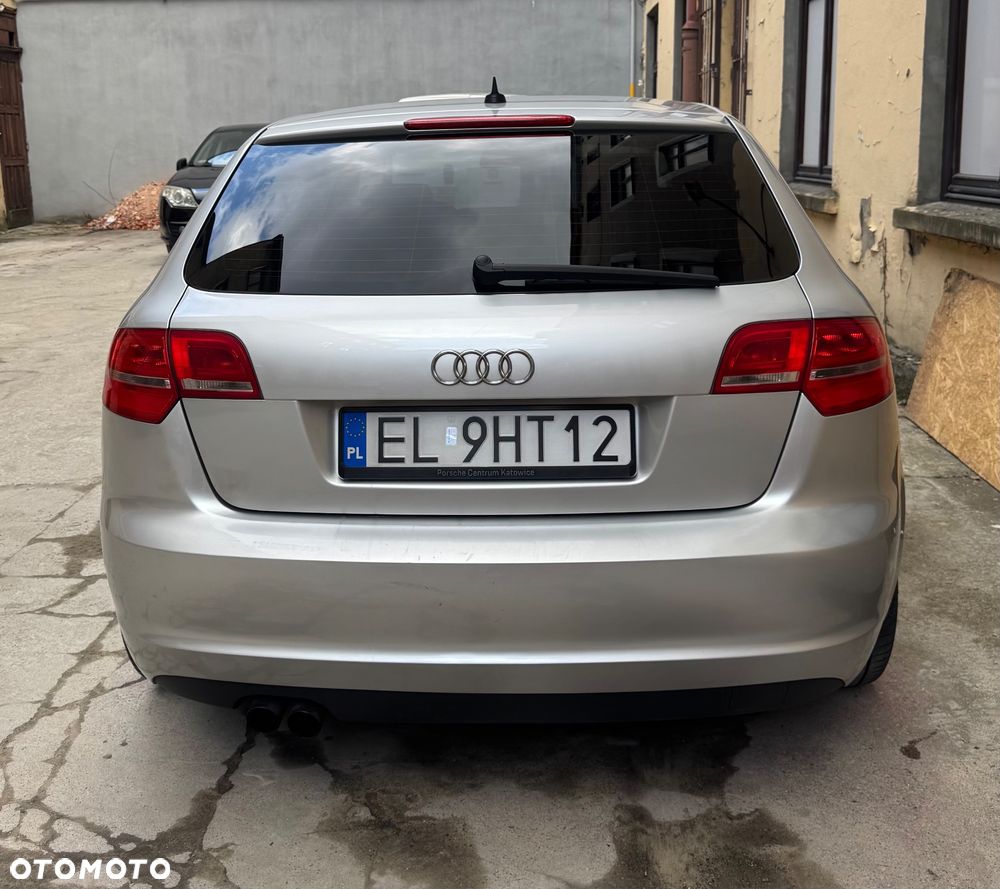 Audi A3 Sportback 2.0 TDI DPF Ambition - 9