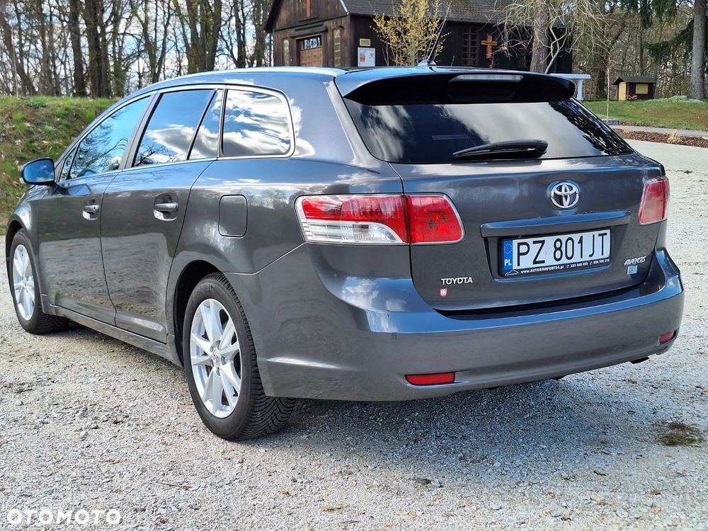Toyota Avensis 2.0 D-4D - 4