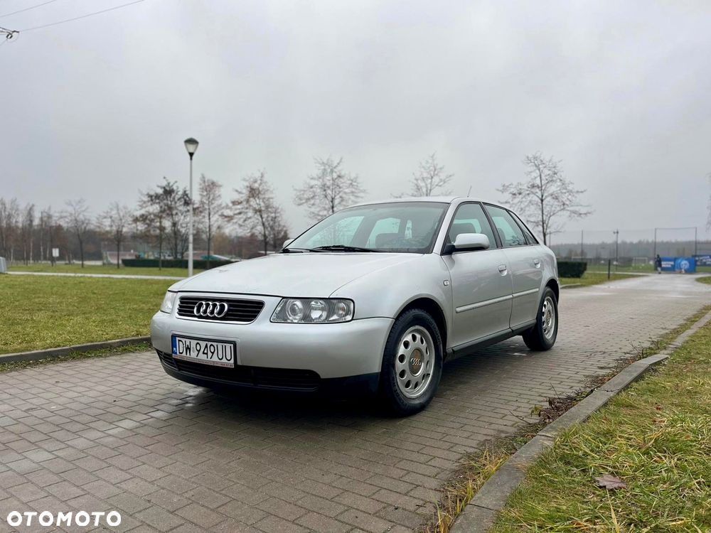 Audi A3 Sportback - 3