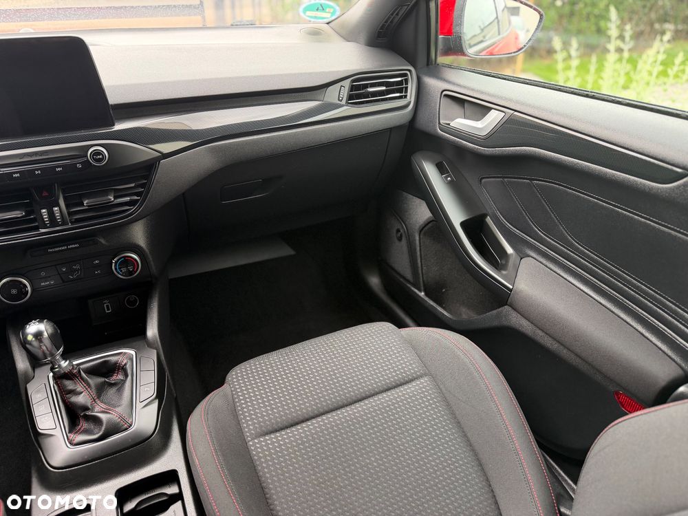 Ford Focus 2.0 TDCi ST-Line Red ASS - 27