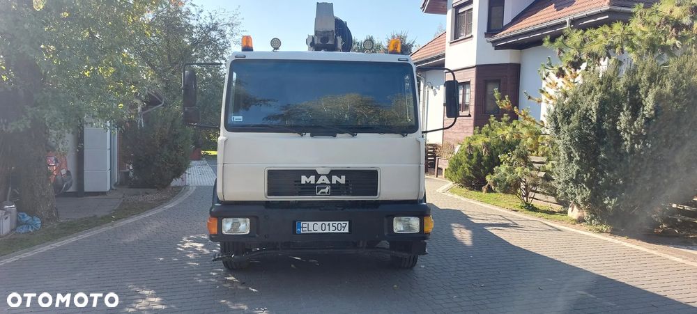 MAN 14T 14,168 FL - 4