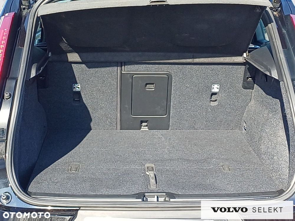 Volvo XC 40 - 19