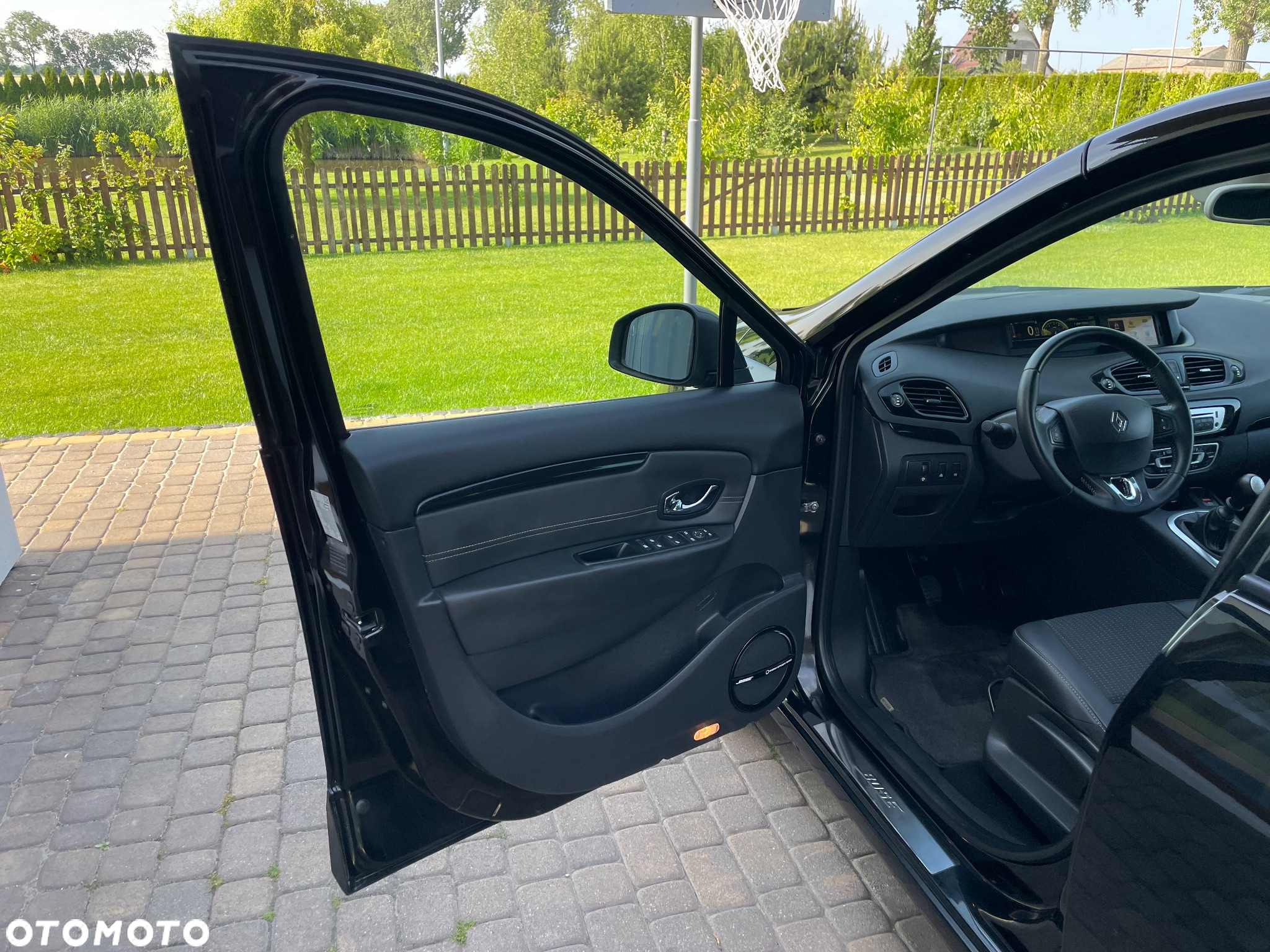 Renault Scenic dCi 110 Xmod Paris - 37