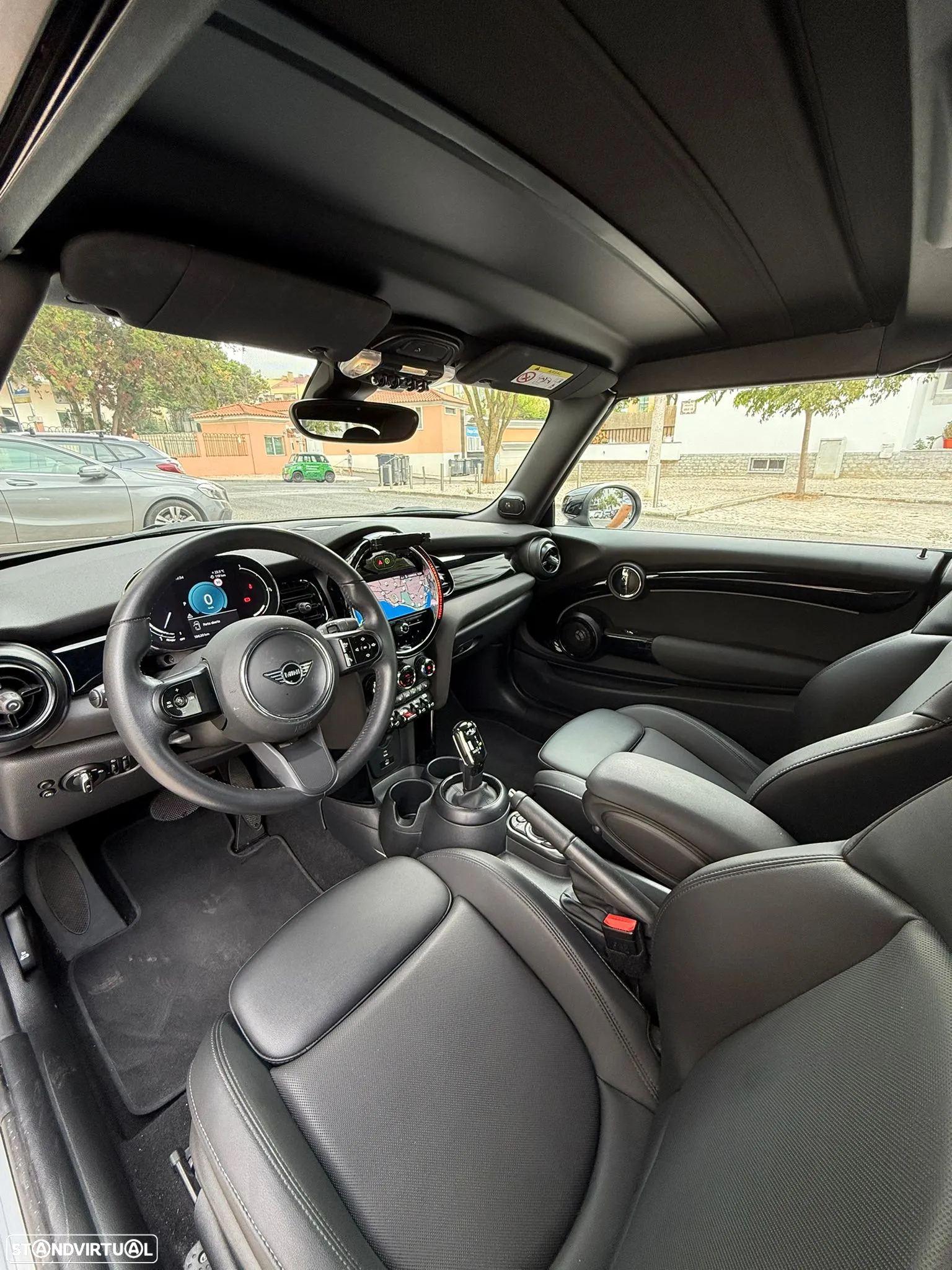 MINI Cabrio Cooper Premium Plus Classic Auto - 18