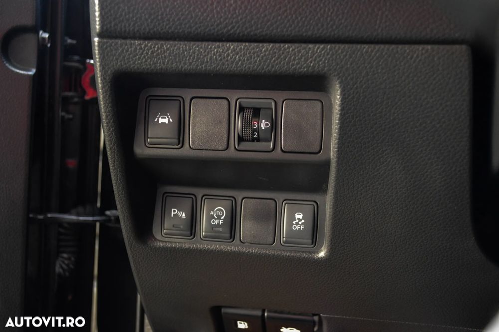 Nissan Qashqai 1.5 DCI N-Connecta - 22