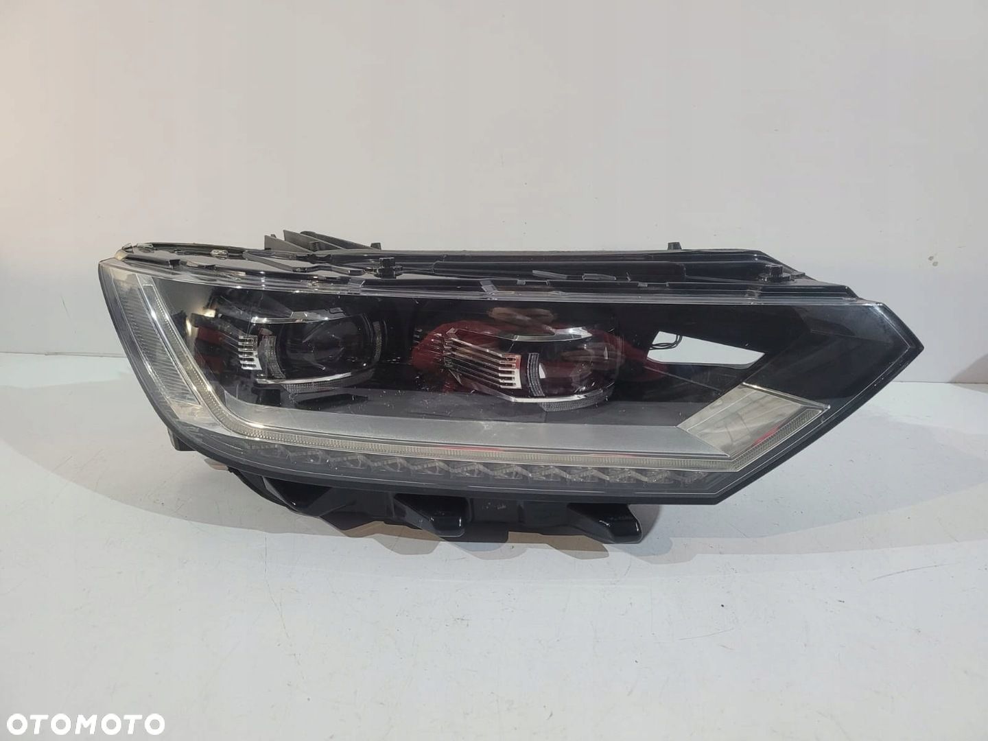 VW Passat B8 Lift - Lampa Full Led R - 13637 - 1