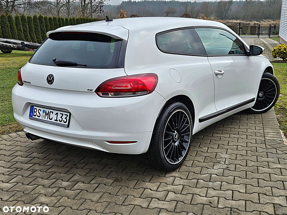 Volkswagen Scirocco 1.4 TSI DSG Edition - 19