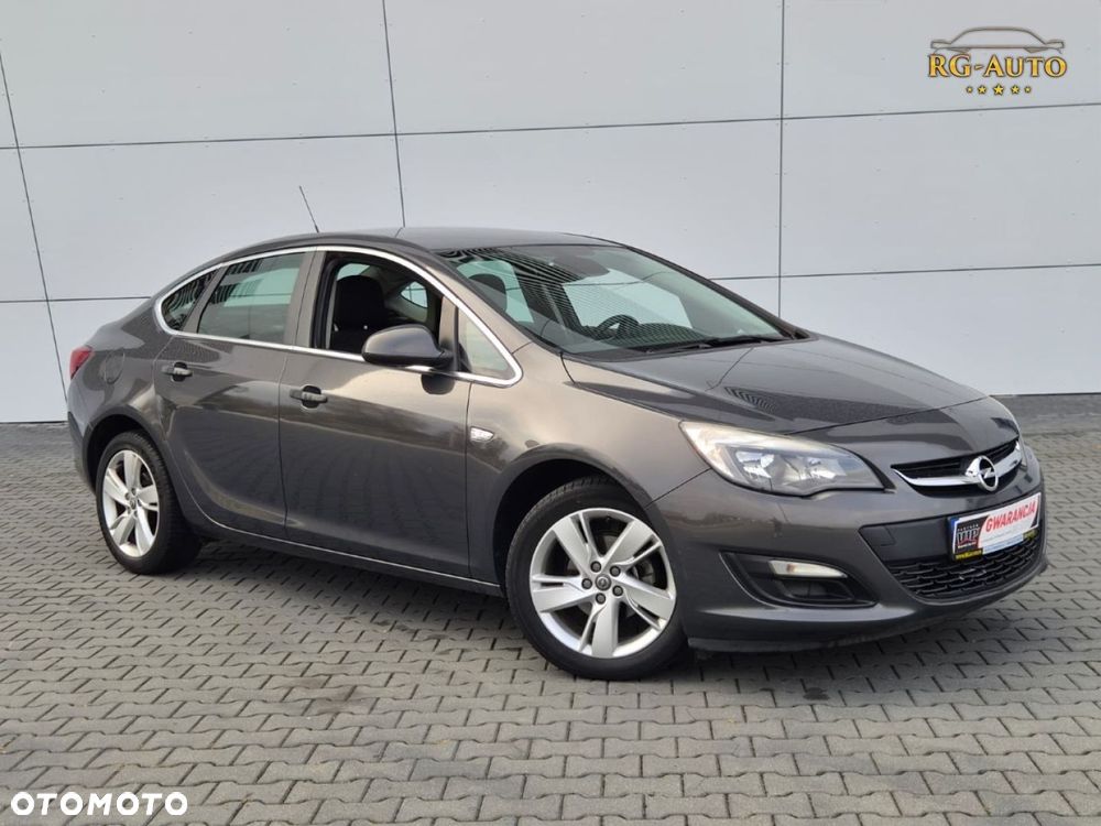Opel Astra - 2