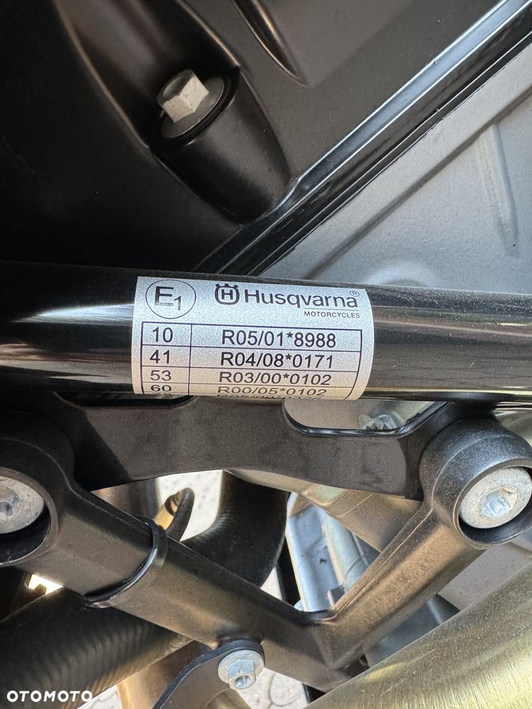 Husqvarna 701 - 16