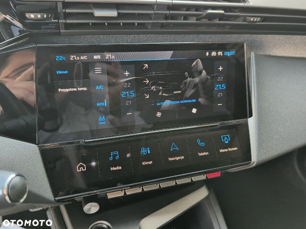 Peugeot 308 1.6 Hybrid PHEV Allure EAT8 - 14