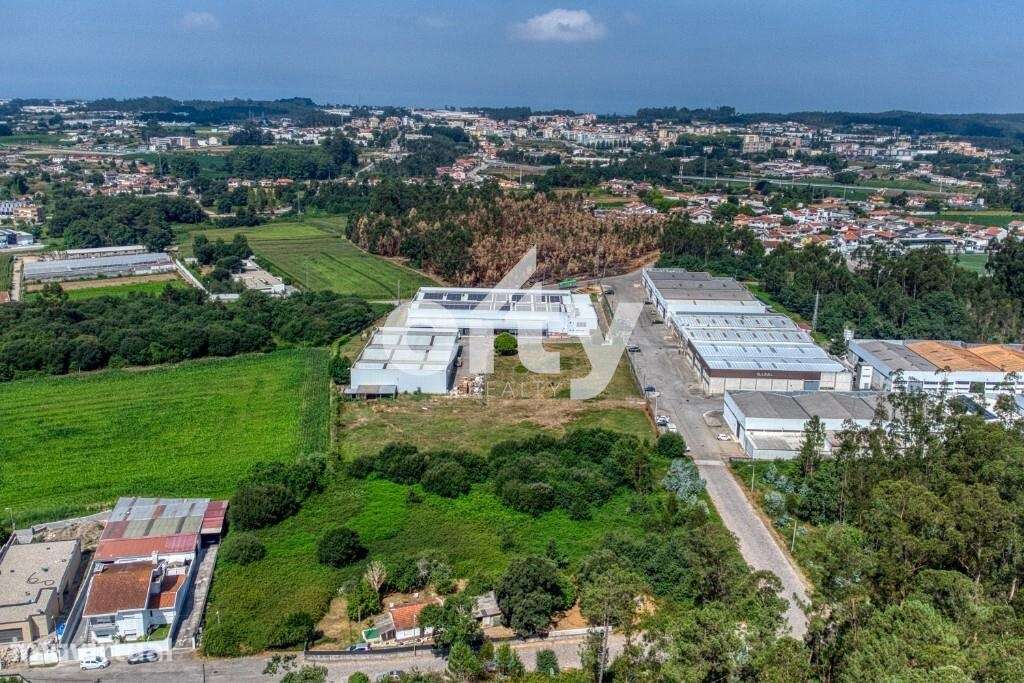 Terreno Industrial-Logístico na Maia - Grande imagem: 3/17