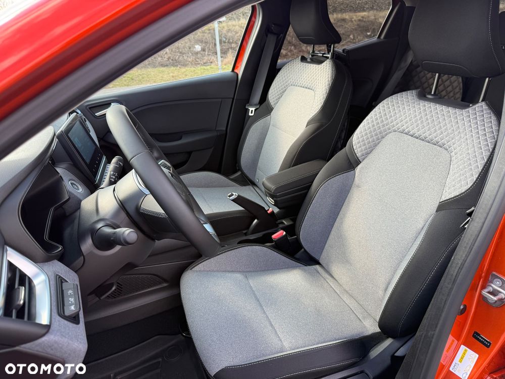 Renault Clio 1.0 TCe Evolution - 27