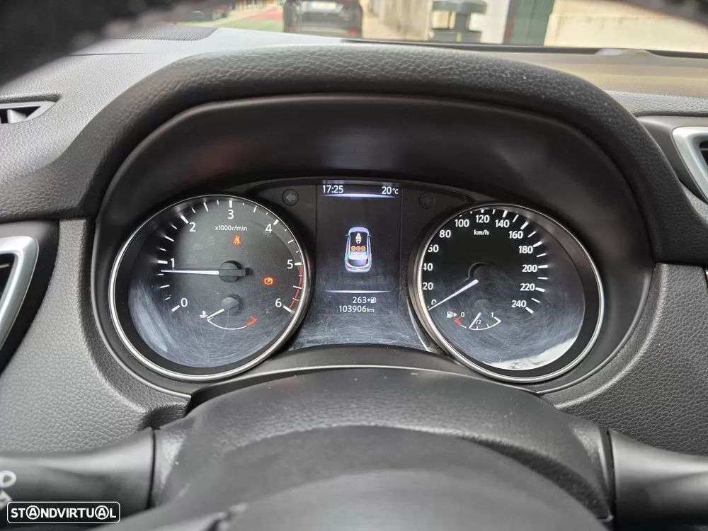 Nissan Qashqai 1.5 dCi Tekna Premium - 14