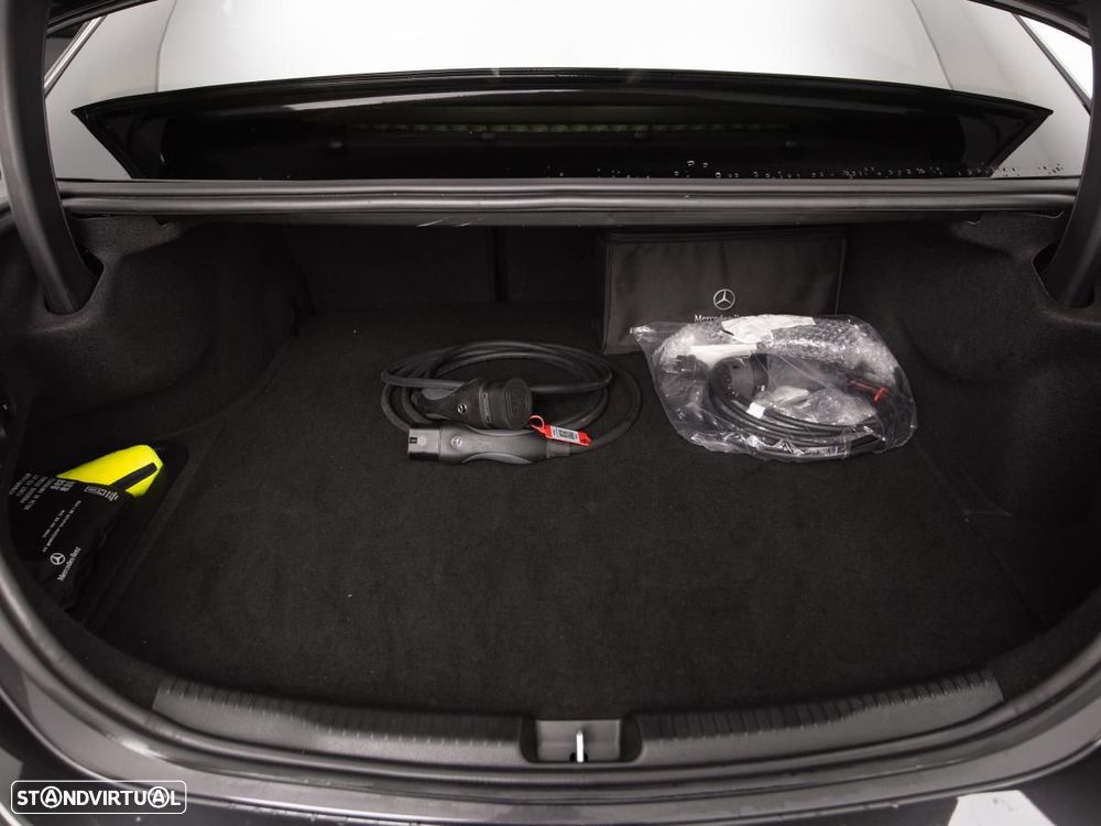 Mercedes-Benz C 300 e 9G-TRONIC AMG Line - 14