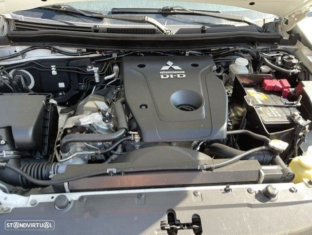 Mitsubishi L200 2.3 DI-D CD Invite 2WD - 10