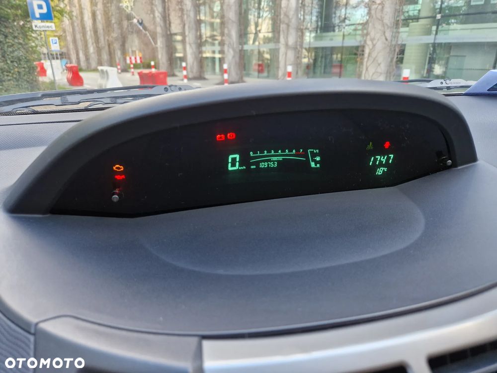 Toyota Yaris 1.0 Terra - 7