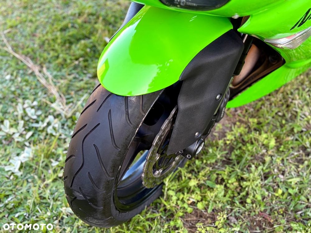 Kawasaki Ninja - 23