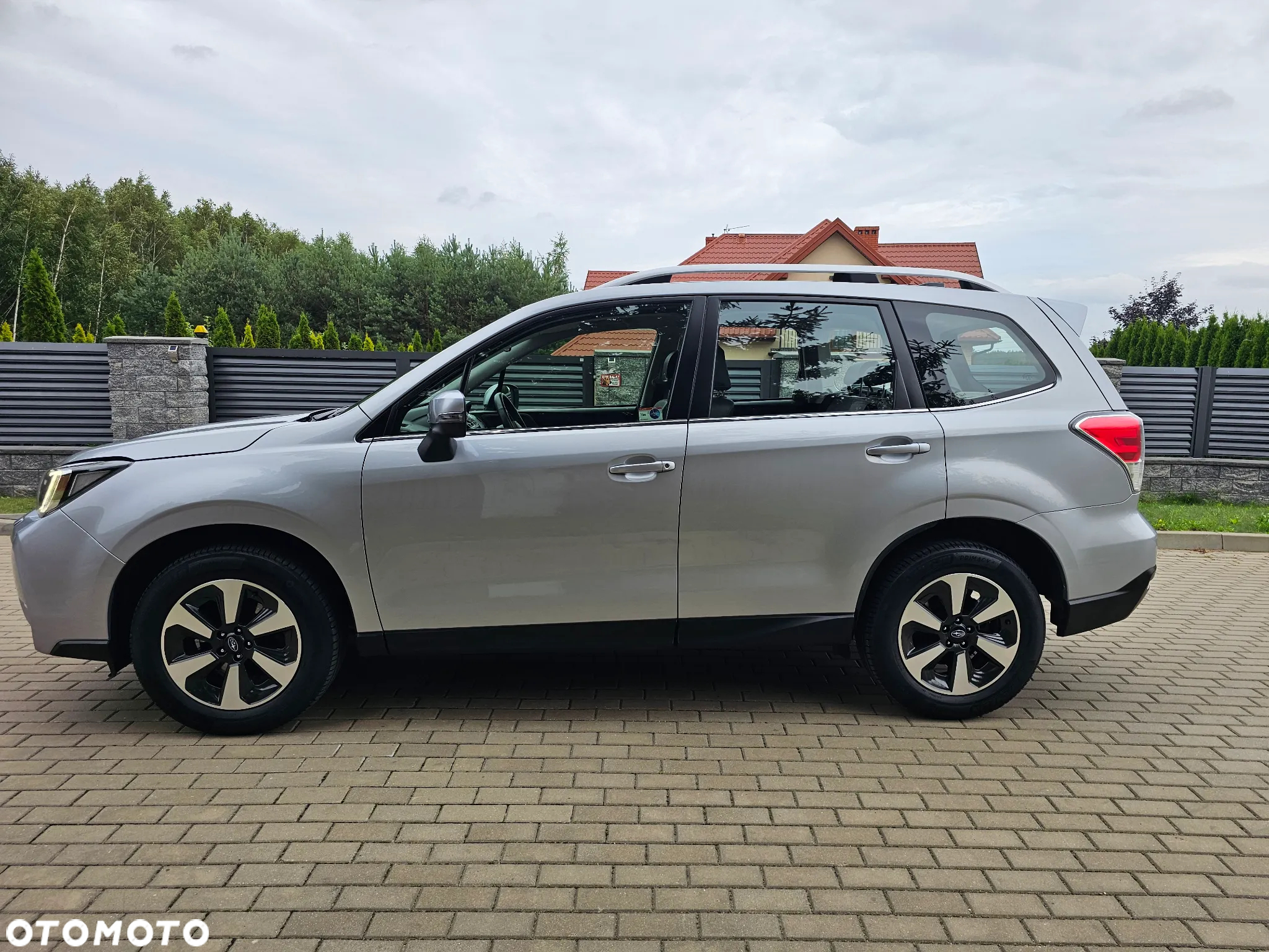 Subaru Forester 2.0 i Exclusive Lineartronic - 5