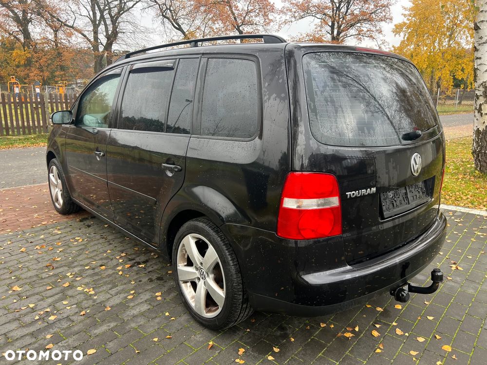 Volkswagen Touran 1.6 Trendline - 11