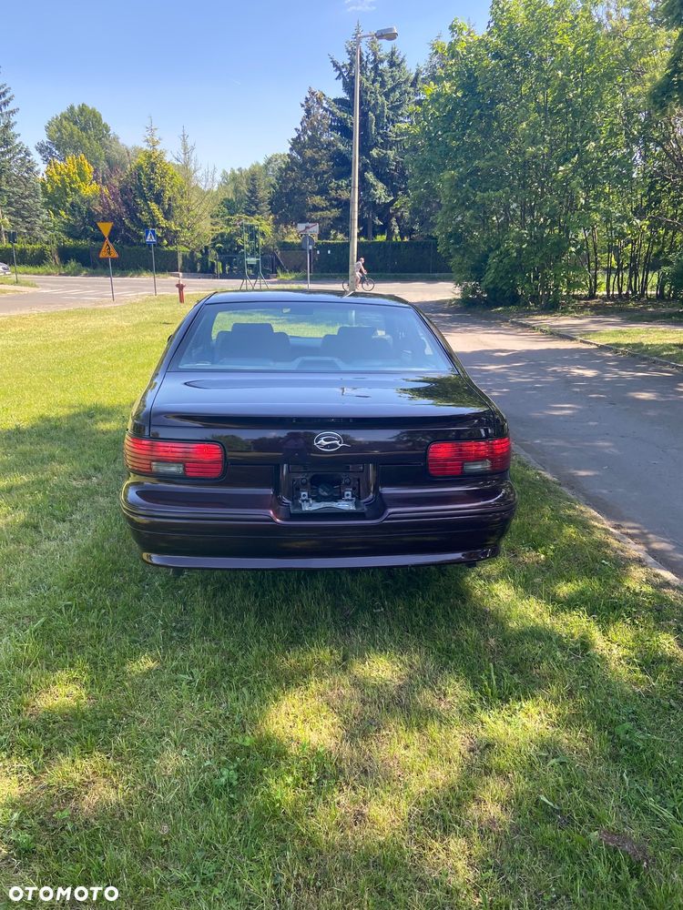 Chevrolet Impala - 4