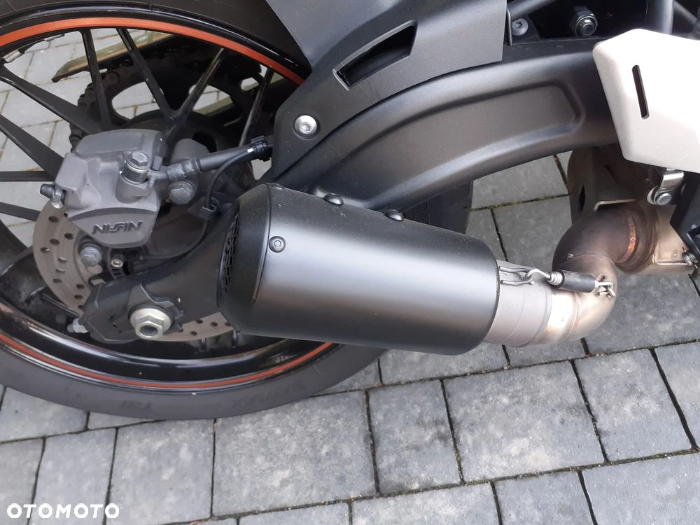 Kawasaki Z 650 RS - 28