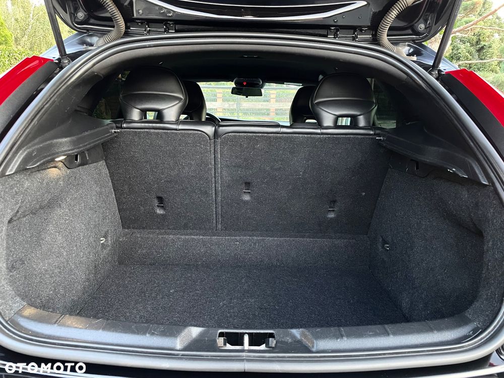 Volvo V40 D2 RDesign - 13
