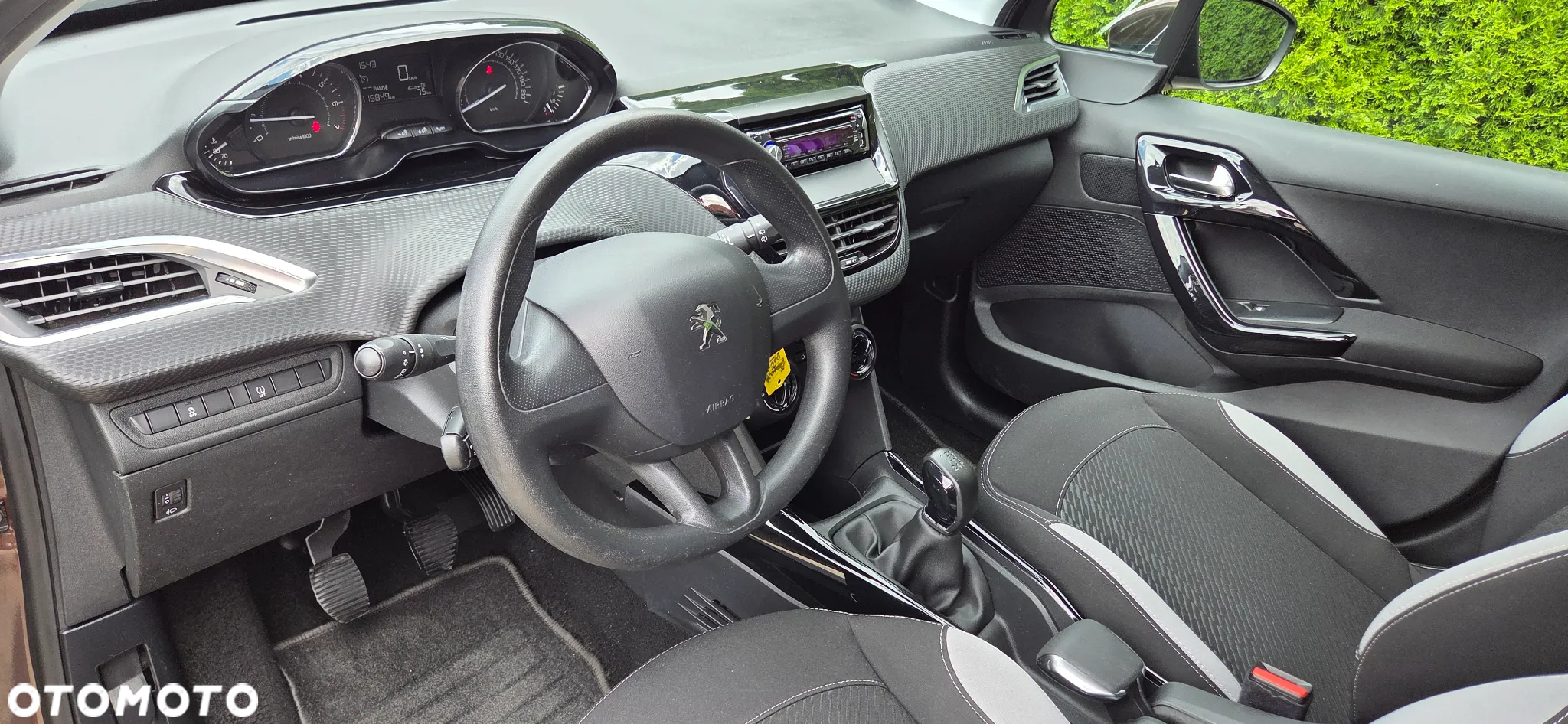 Peugeot 2008 1.2 Pure Tech Style EU6 - 25