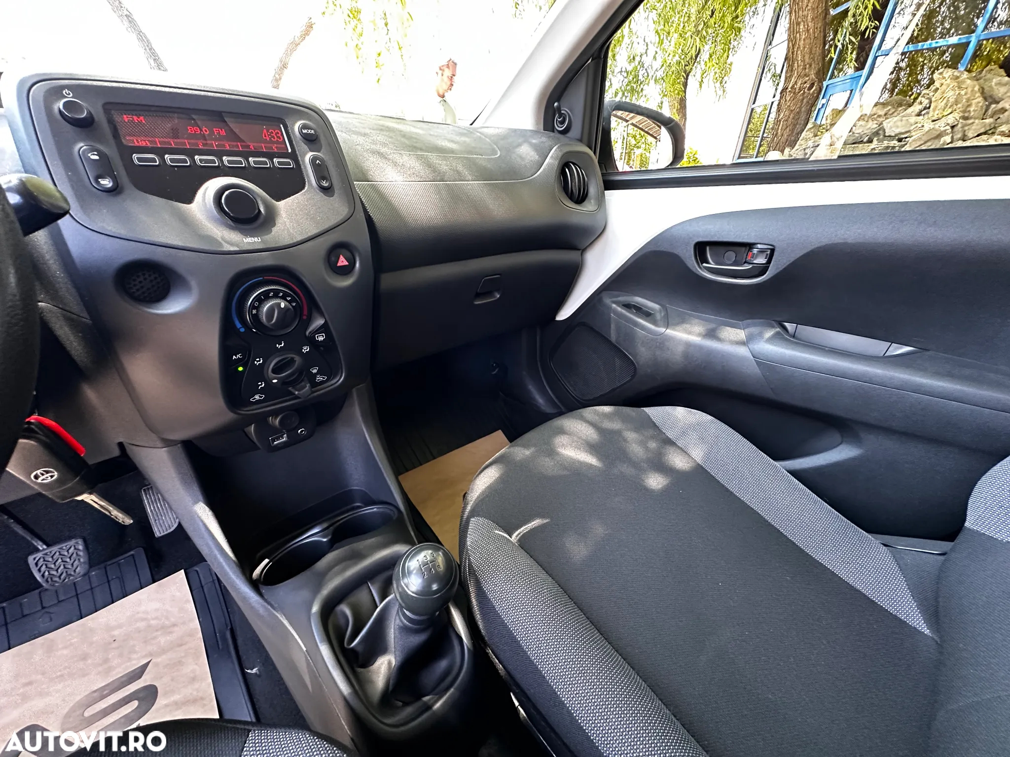 Toyota Aygo 1.0 VVY-I 5 usi X - 25