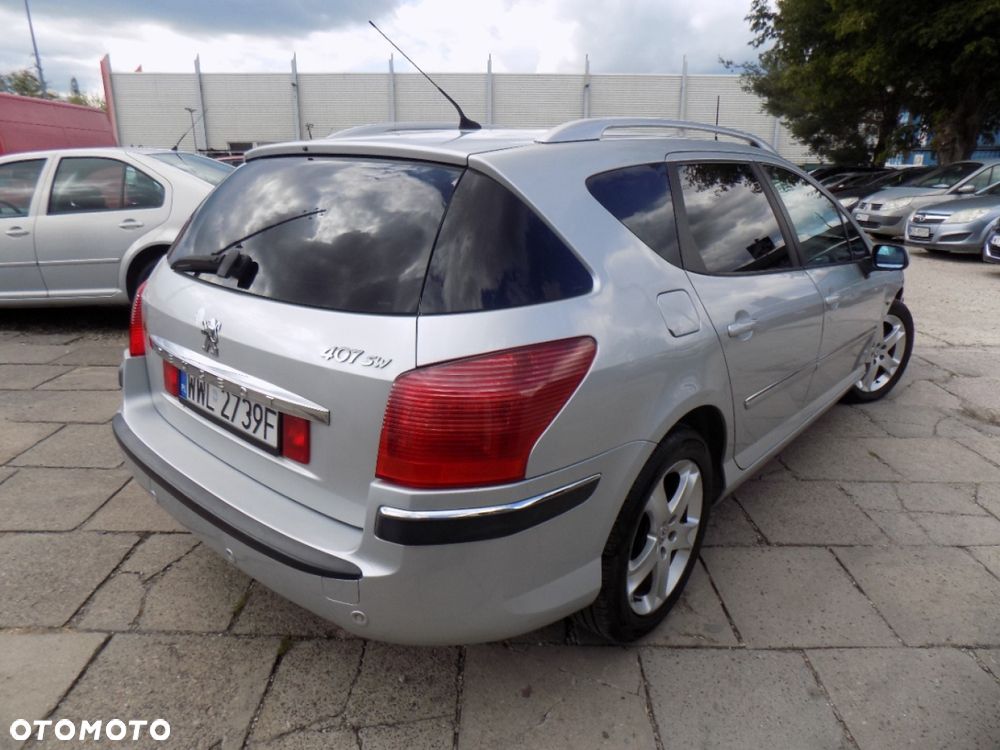 Peugeot 407 - 4