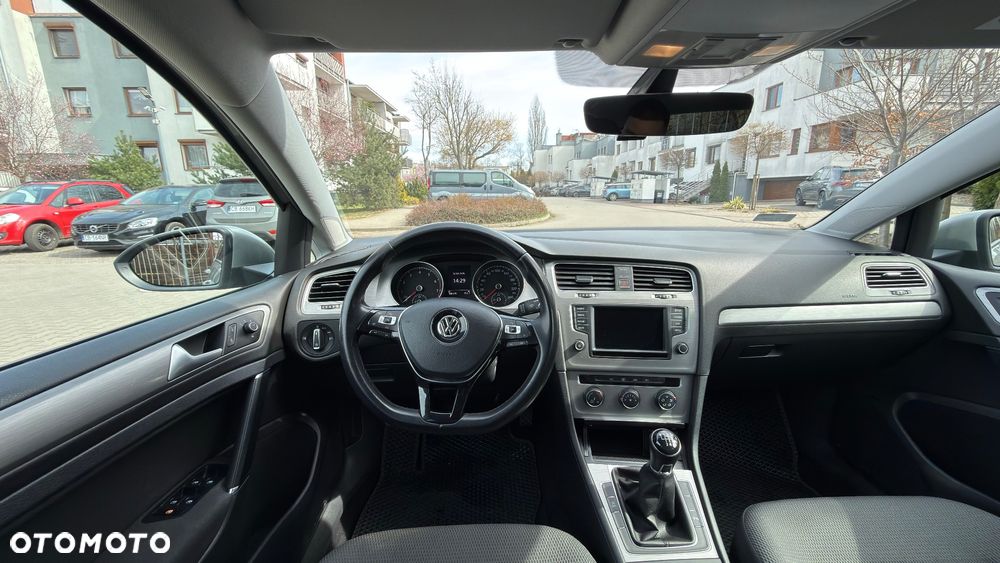 Volkswagen Golf 1.4 TSI BMT Comfortline - 8