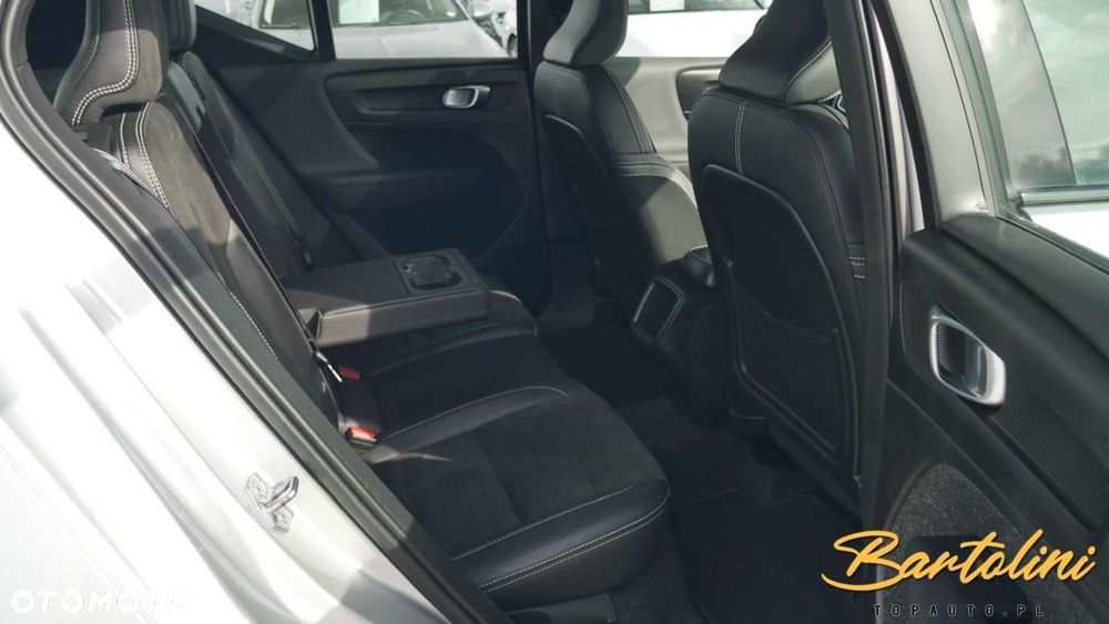 Volvo XC 40 - 16