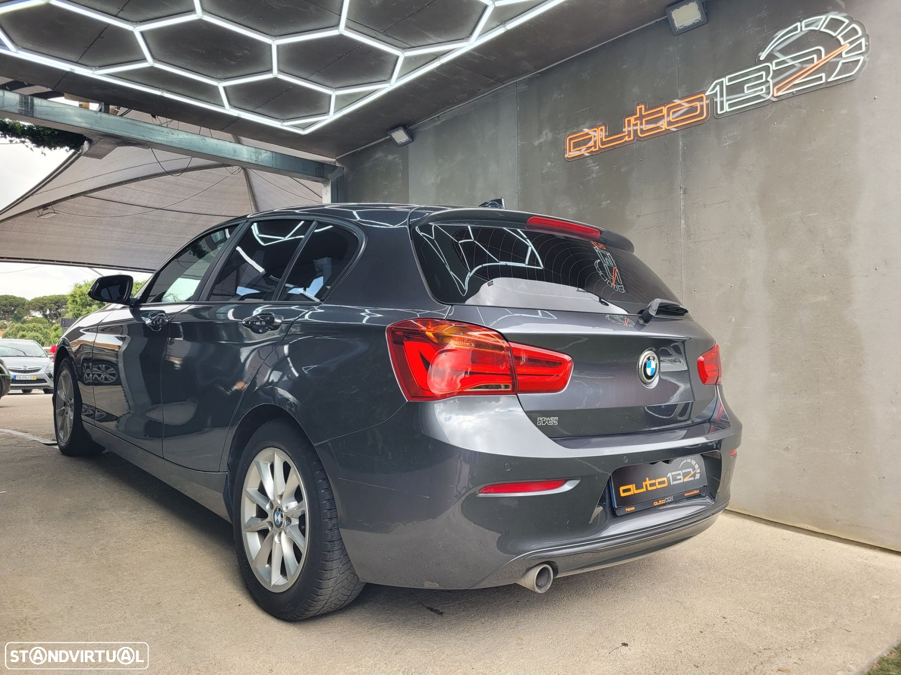 BMW 116 d Line Urban - 4