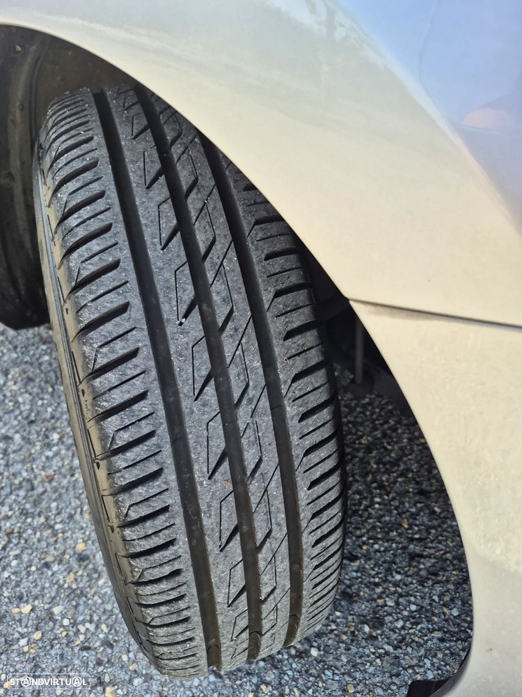 Toyota Auris 1.4 D-4D ACtive+AC - 16