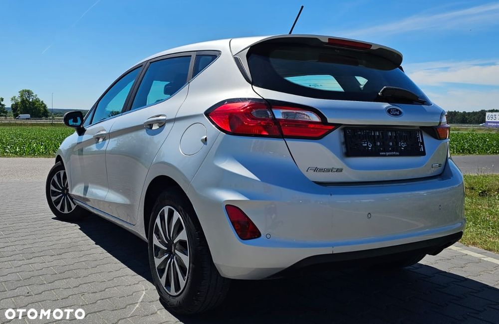 Ford Fiesta - 9