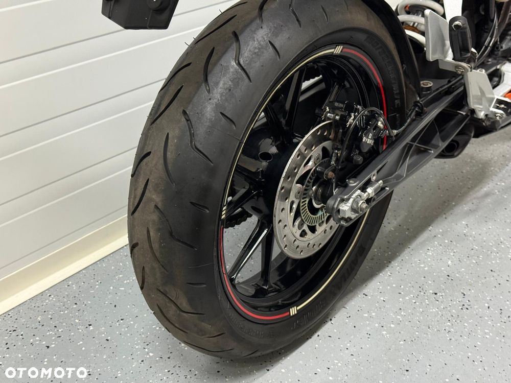 KTM Duke - 4