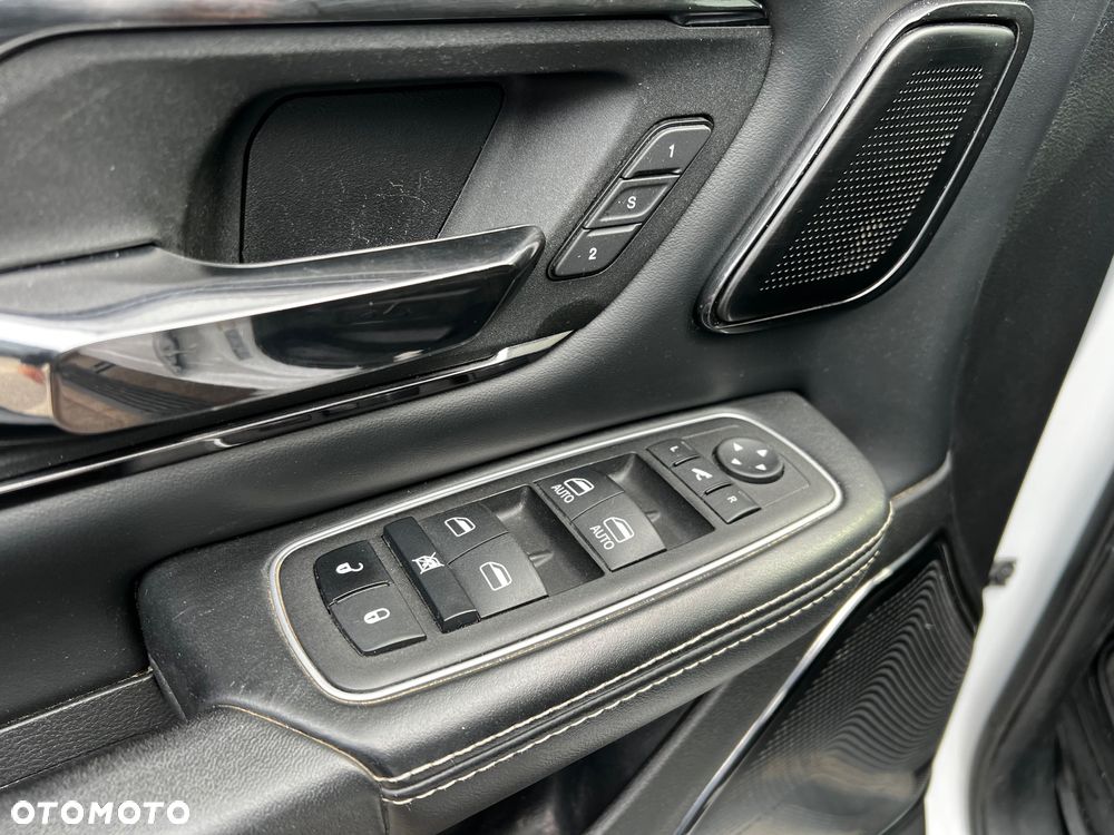 RAM 1500 Crew Cab Limited - 27